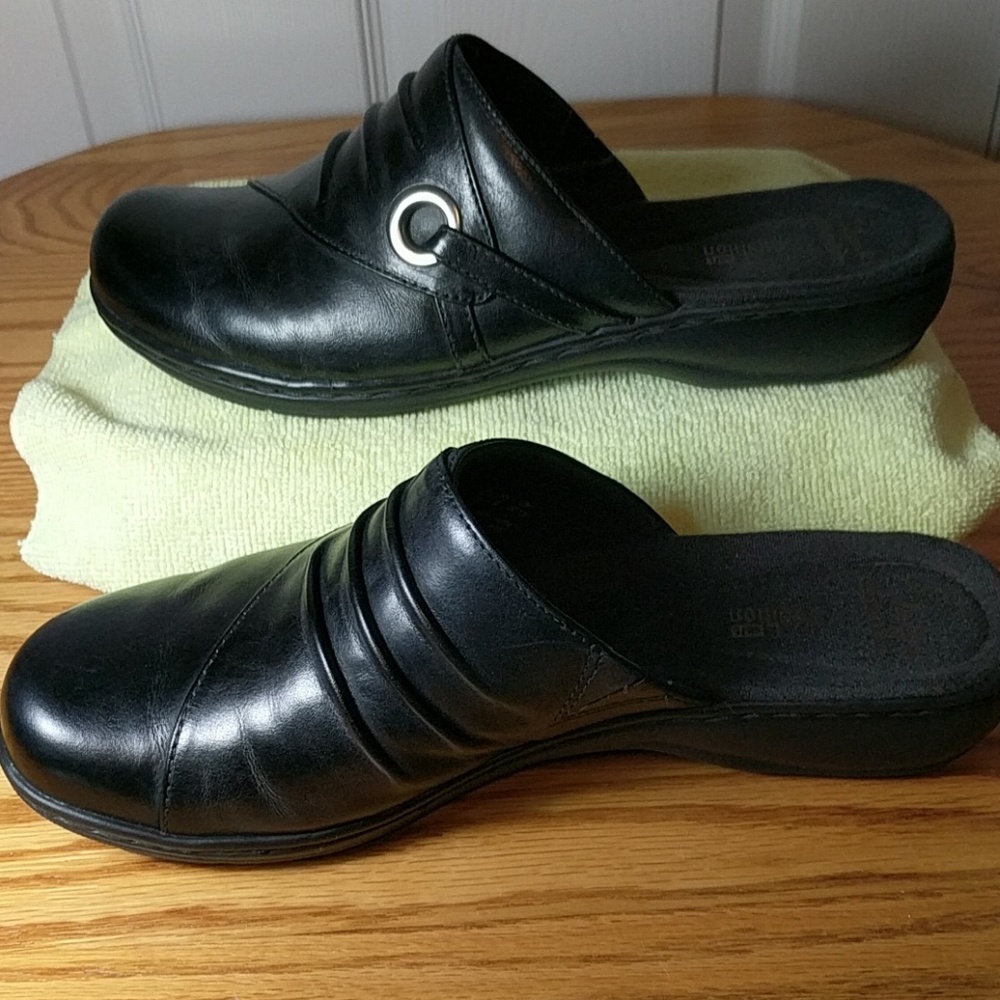 Clarks shoes - Picture 4 of 8